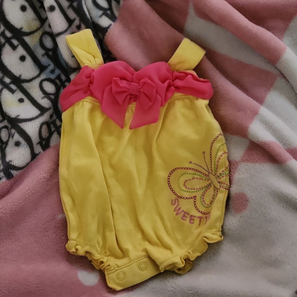 Girls newborn